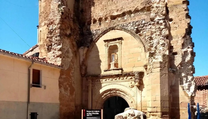 Iglesia De San Nicolas Ruinas Instagram - Belorado