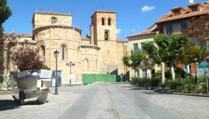 Iglesia De San Pedro Apostol Sitio Web - Ávila