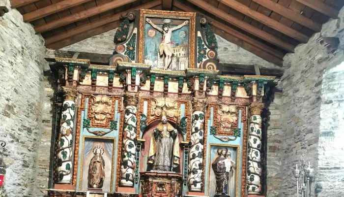 Iglesia De San Pedro -  Comentarios - Ambasmestas