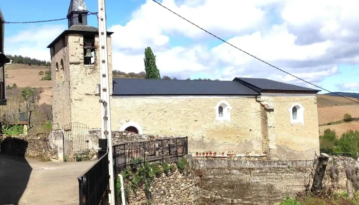 Iglesia de San Pedro - Corullón