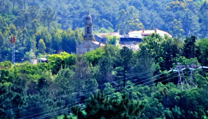 Iglesia De San Pedro Da Torre -  Comentario 1 - Padrenda