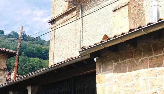 Iglesia De San Pedro De Lanestosa -  Videos - Lanestosa