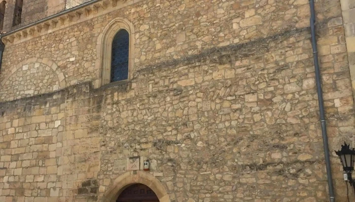 Iglesia De San Pedro -  Direccion - Santo Domingo de Silos