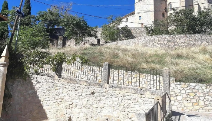 Iglesia De San Pedro -  Direccion - Cogolludo
