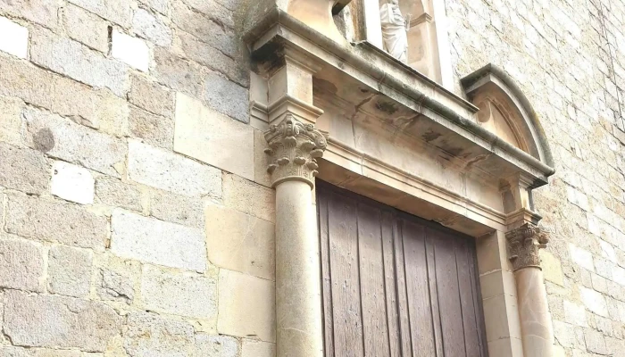 Iglesia De San Pedro -  Fotos - Sant Pere Pescador