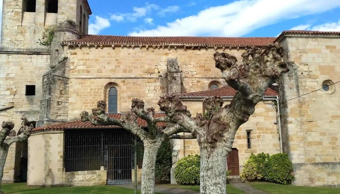 Iglesia de San Pedro y San Pablo - Arnuero
