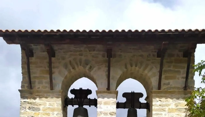 Iglesia De San Quirico Y Julita -  Zona - Uribarri-kuartango