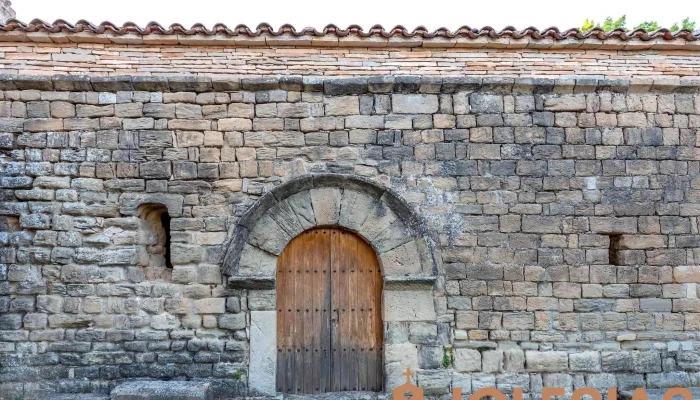 Iglesia De San Salvador -  Iglesia Catolica - Les Piles