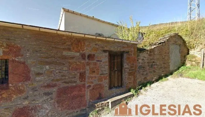 Iglesia de San Salvador - Puente De Domingo Flórez