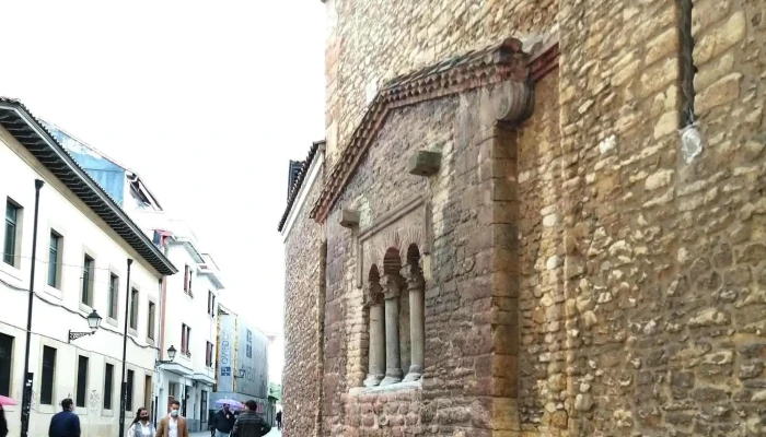 Iglesia De San Tirso El Real -  Sitio Web - Oviedo