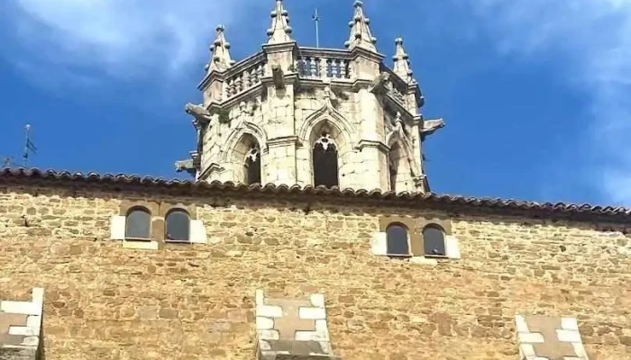 Iglesia de Sant Isidor - La Pera