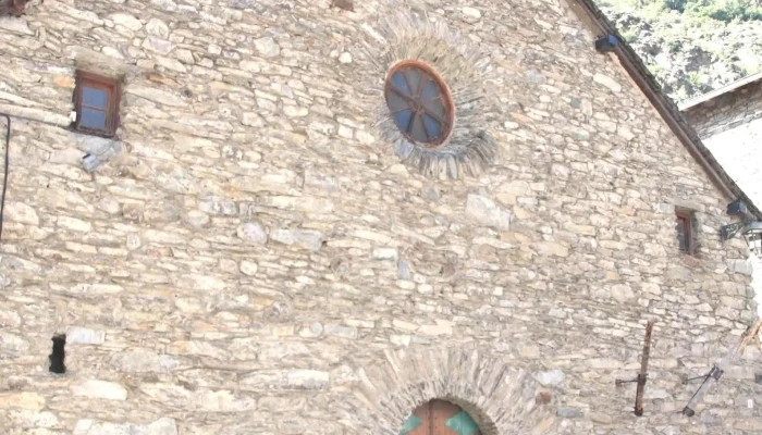 Iglesia De Sant Vicenc Alins Alins - Alins