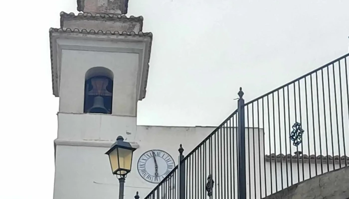 Iglesia De Santa Ana -  Ubicacion - Chóvar