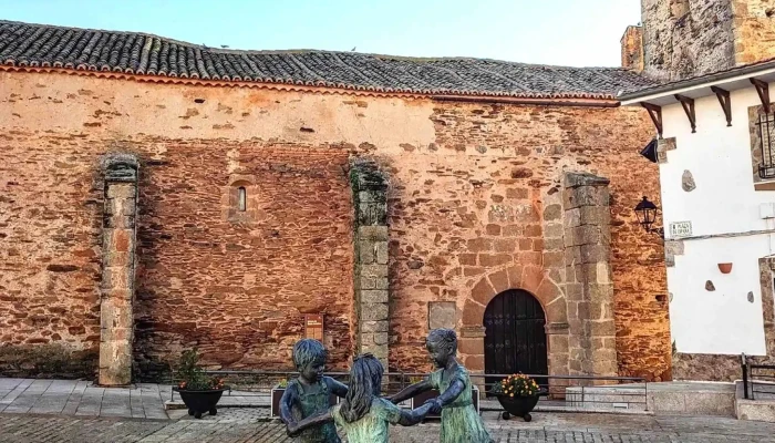 Iglesia De Santa Catalina Fotos - Romangordo