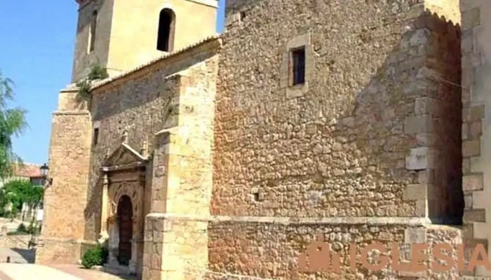 Iglesia De Santa Cristina -  Iglesia - Adobes