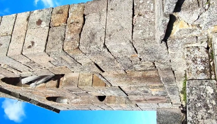 Iglesia De Santa Cruz -  Precios - Fombellida