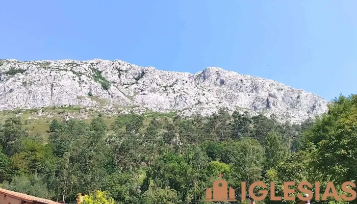 Iglesia De Santa Juliana -  Videos - Los Pulmares