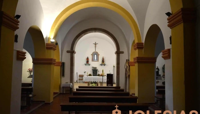 Iglesia De Santa Leocadia De Palombar -  Iglesia - Palomar