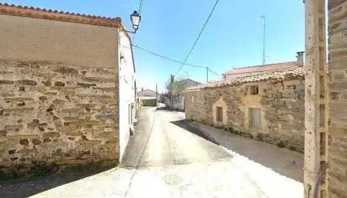 Iglesia De Santa Lucia Iglesia - Muñico