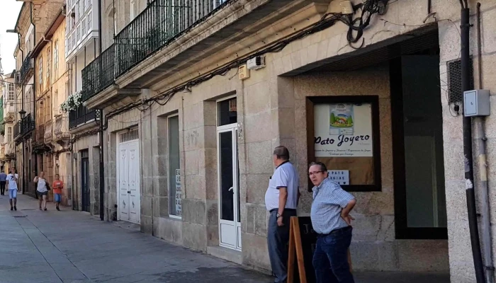 Iglesia De Santa Maria A Maior De Verin Precios - Verín