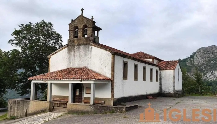 Iglesia de Santa María - Asturias