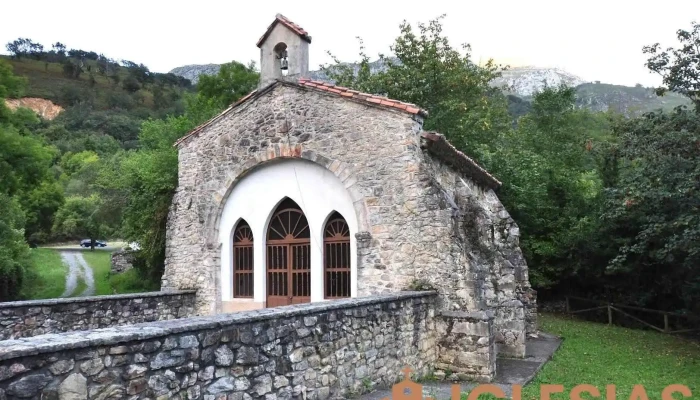 Iglesia de Santa María - Asturias