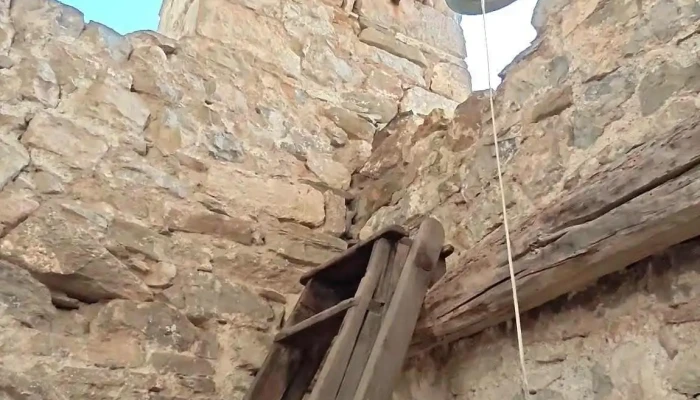 Iglesia De Santa Maria D Escales Videos - Oix