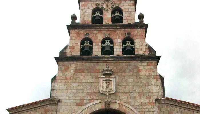 Iglesia De Santa Maria De La Asuncion Descuentos - Cangas de Onís