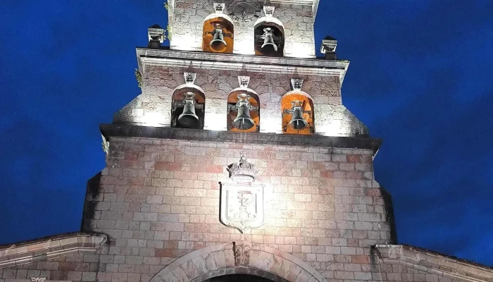 Iglesia De Santa Maria De La Asuncion Instagram - Cangas de Onís