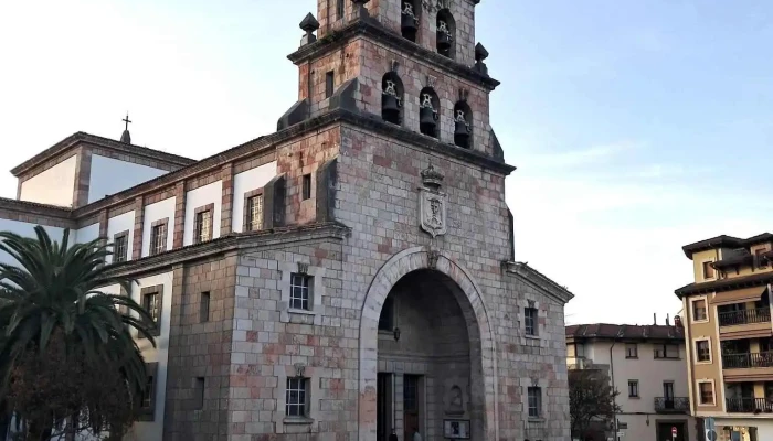 Iglesia De Santa Maria De La Asuncion Recientes - Cangas de Onís