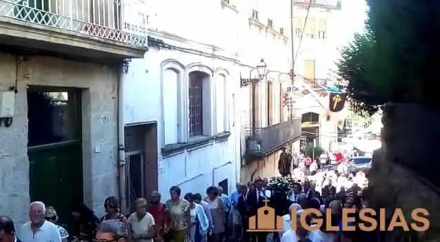 Iglesia De Santa Maria De Oliveira Videos - Ribadavia