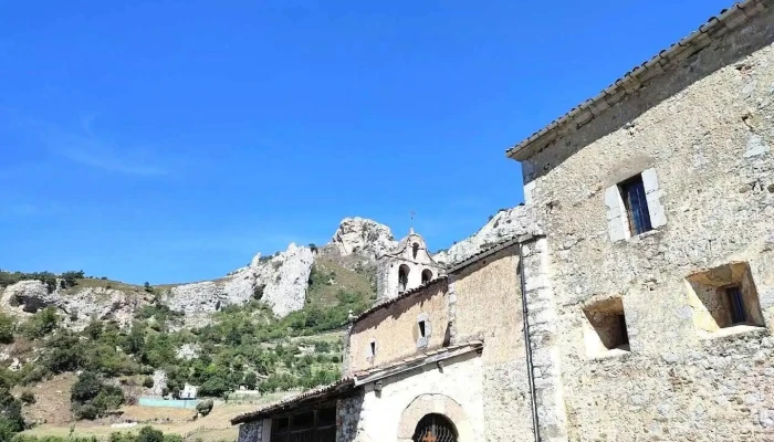 Iglesia de Santa María de Peḷḷuno - Pelugano