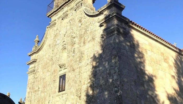 Iglesia De Santa Maria De Porqueira Iglesia - Forxa