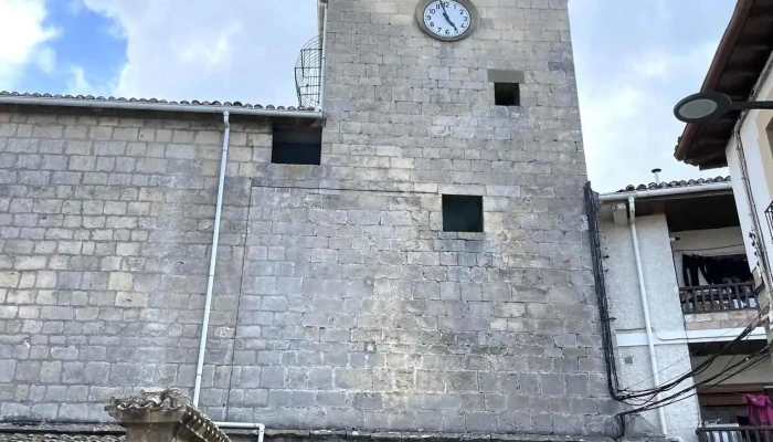 Iglesia De Santa Maria Iglesia Catolica - Abárzuza