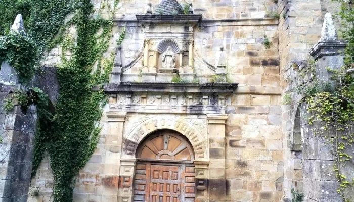 Iglesia De Santa Maria Iglesia - Cantabria