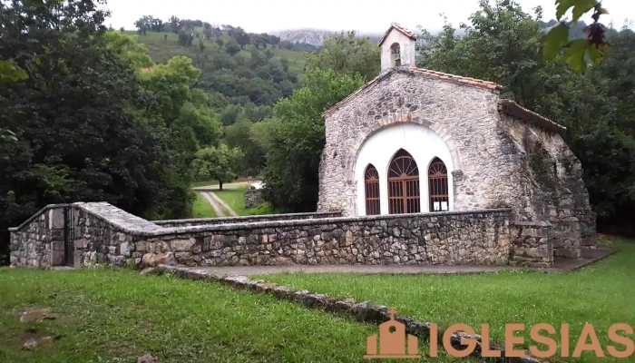 Iglesia De Santa Maria Iglesia - Asturias