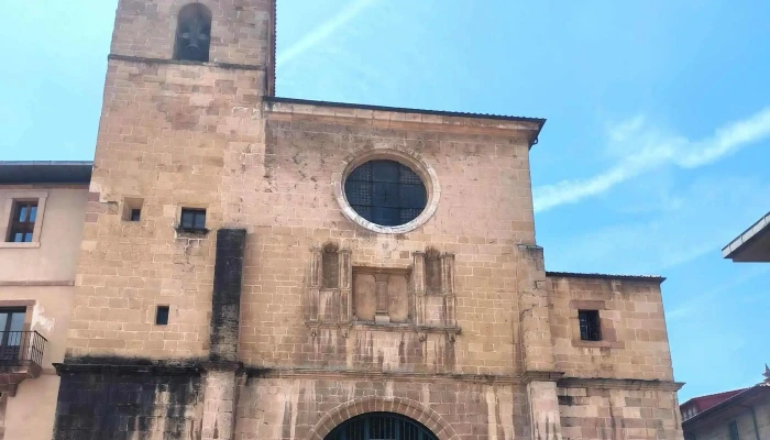 Iglesia De Santa Maria La Real De La Corte Oviedo - Oviedo