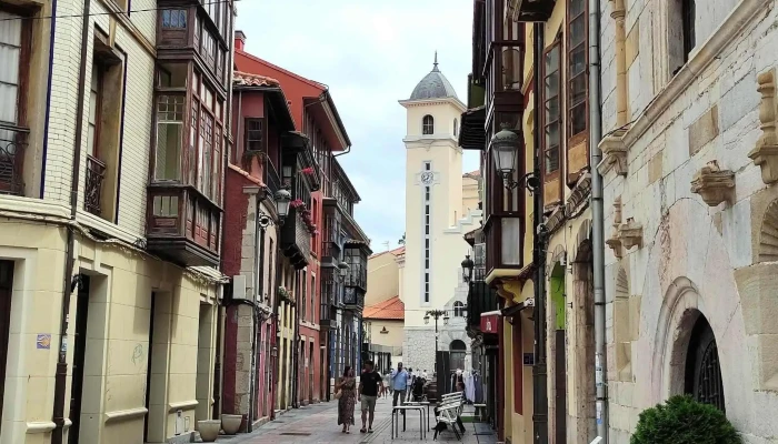 Iglesia De Santa Maria Magdalena Donde - Ribadesella