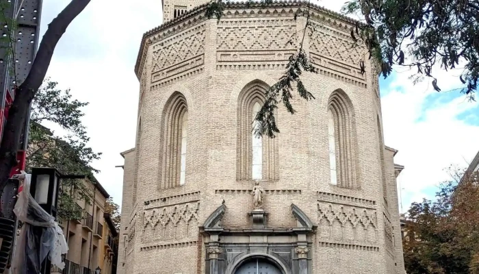 Iglesia De Santa Maria Magdalena Iglesia - zaragoza