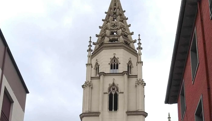 Iglesia De Santiago Apostol Direccion - Langreo