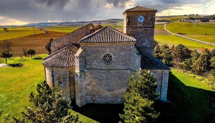 Iglesia De Santiago Apostol Iglesia Catolica - Villaldemiro