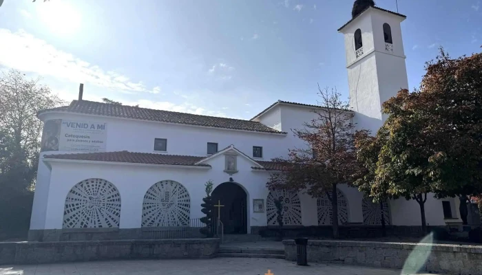 Iglesia De Santiago Apostol Recientes - villanueva de la cañada