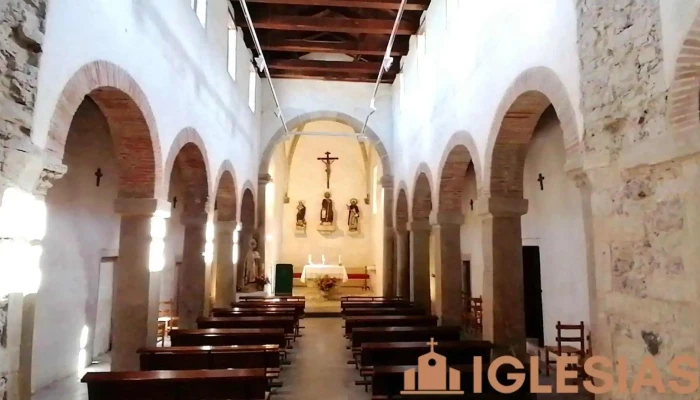 Iglesia De Santiago De Gobiendes -  Iglesia - Gobiendes