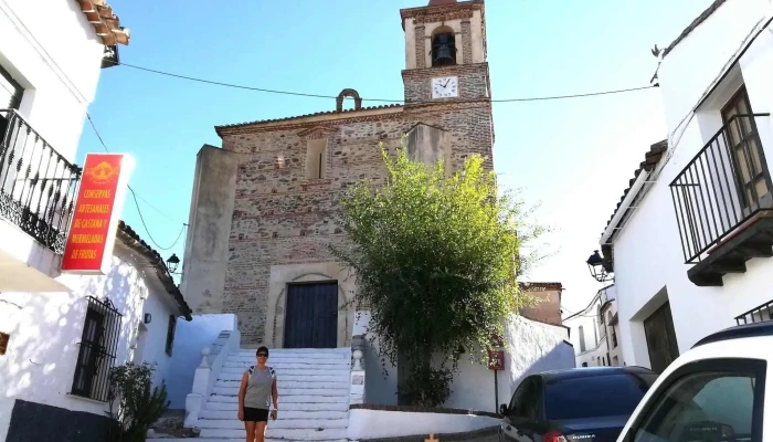Iglesia De Santiago El Mayor -  Iglesia - Castaño del Robledo