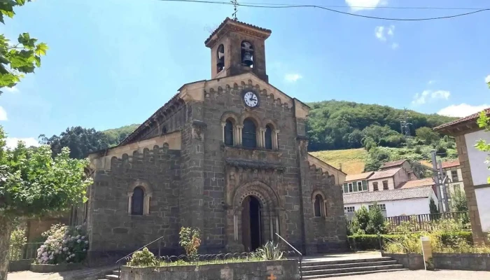 Iglesia de Santolaya de Ujo - Mieres