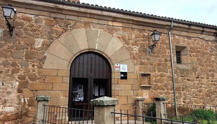 Iglesia Del Cristo De Las Batallas -  Abierto Ahora - Plasencia