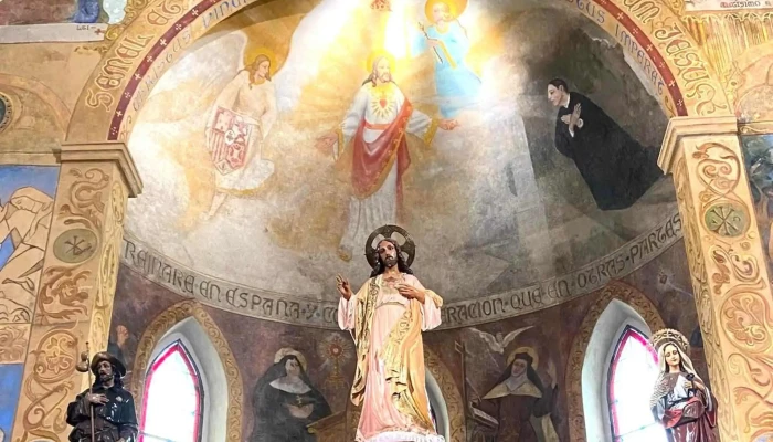 Iglesia Del Sagrado Corazon De Jesus De Villalegre Precios - Avilés