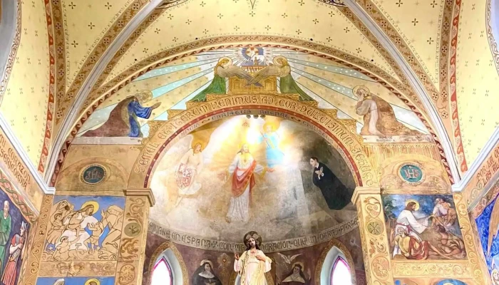 Iglesia Del Sagrado Corazon De Jesus De Villalegre Telefono - Avilés