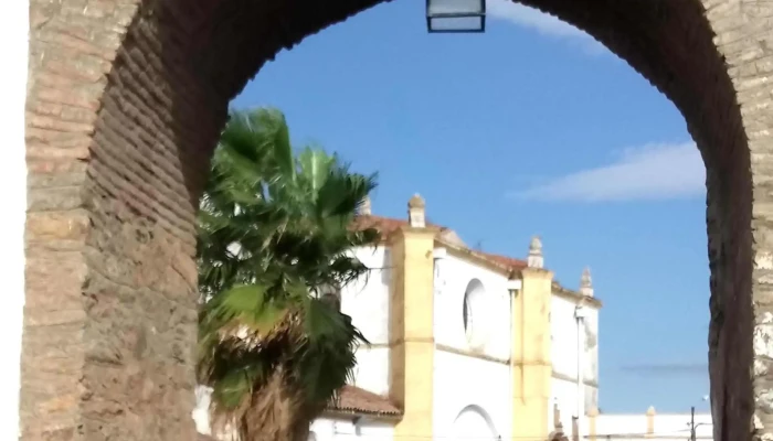 Iglesia Del Santisimo Cristo Del Rosario Donde - Zafra