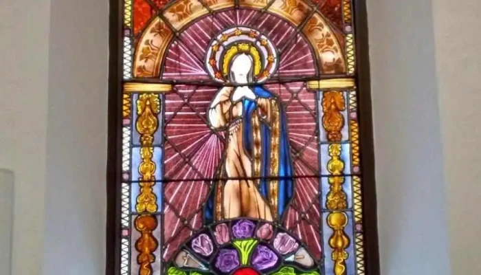 Iglesia Del Santo Cristo De La Paz -  Iglesia - Cheles
